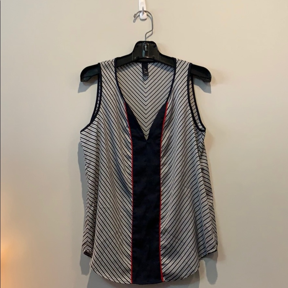 Gap summer top